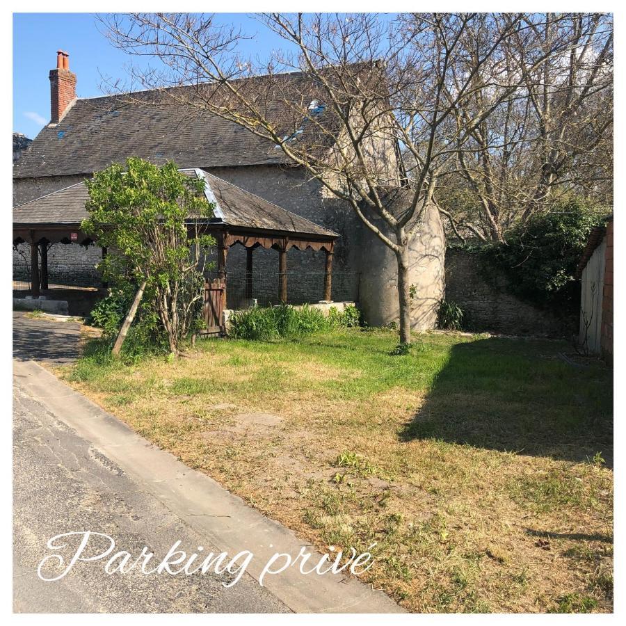 Le Gite Du Lavoir - Les Gites De Josephine Courbouzon  Buitenkant foto